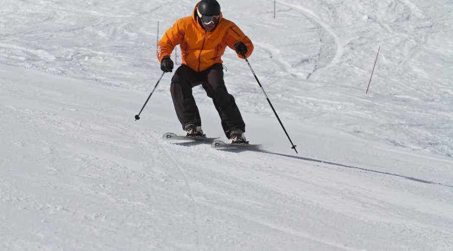 SkiSchoolApp-Parallel-Image2