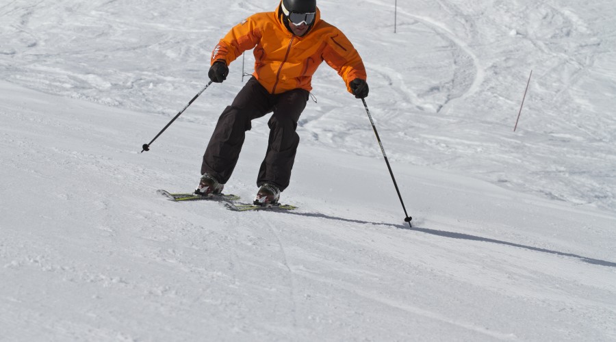 SkiSchoolApp-Parallel-Image3